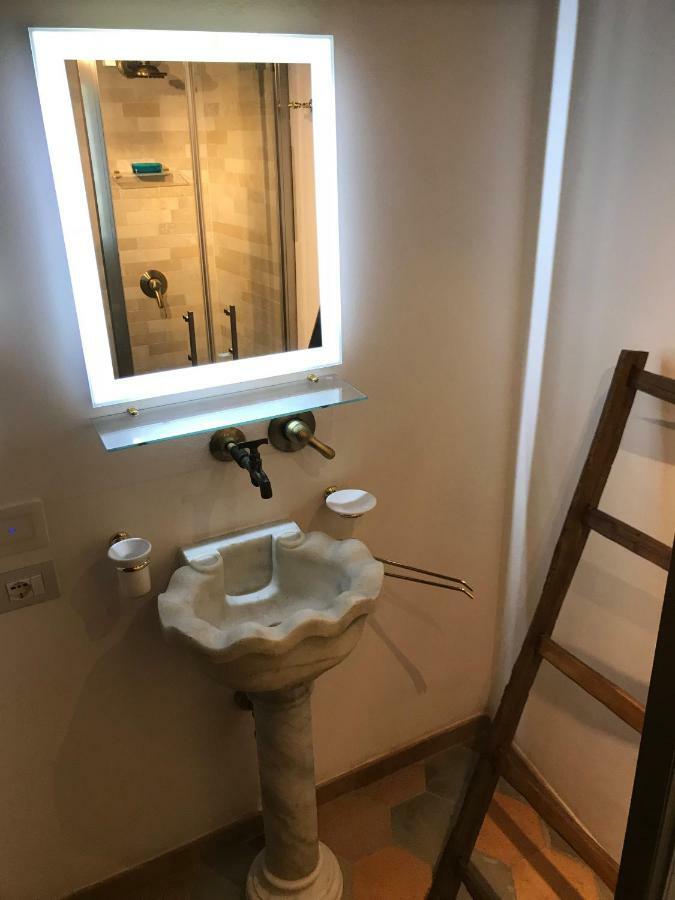 ローマLa Casa Dei Marmiアパートメント エクステリア 写真